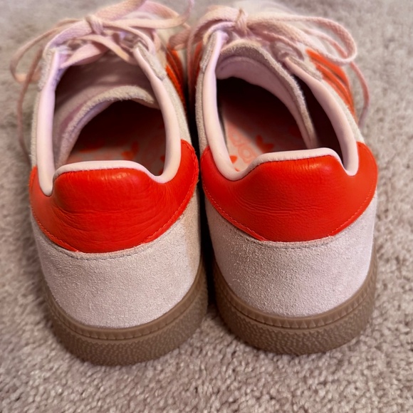 Adidas: Handball Spezial sneakers. Light pink with neon orange/pink, sz 8.5 - Picture 12 of 13